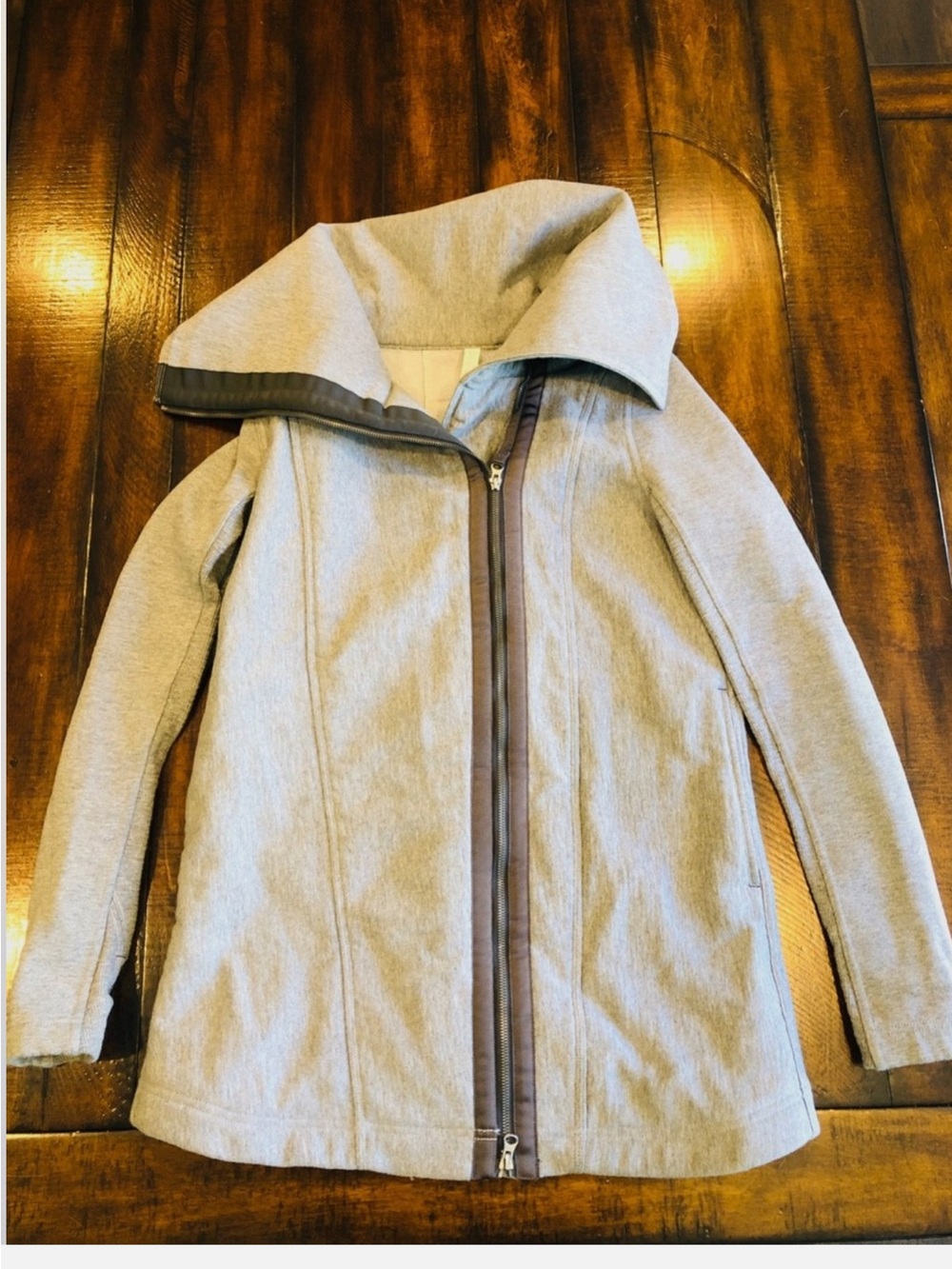 Lululemon Virasana Blanket Wrap Gray Women Size 8 Jacket Coat - Picture 2 of 16